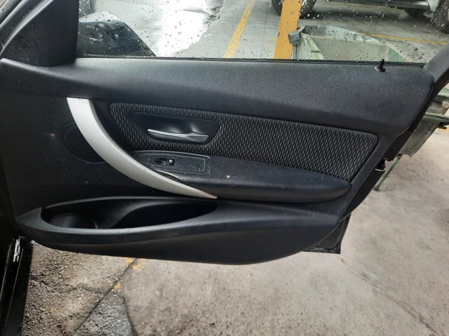 Mechanizm podnoszenia szyby drzwi przednich prawych 51337281886 BMW