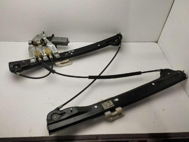 Mechanizm podnoszenia szyby drzwi przednich prawych 51339805670 BMW