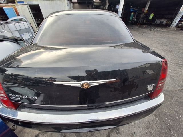 Kupić Klapa bagażnika Chrysler 300   w dobrej cenie