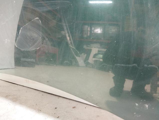 Maska silnika Chrysler Voyager