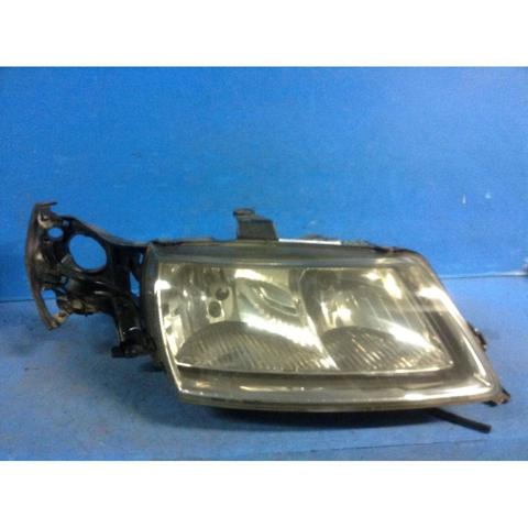 Reflektor prawy do Saab 9-5 YS3E