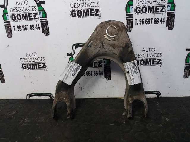 Wahacz zawieszenia przedniego prawy górny 51450SM4023 HONDA