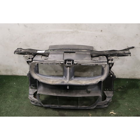 Osłona chłodnicy kompletna (panel mocowania reflektorów) 51647058594 BMW
