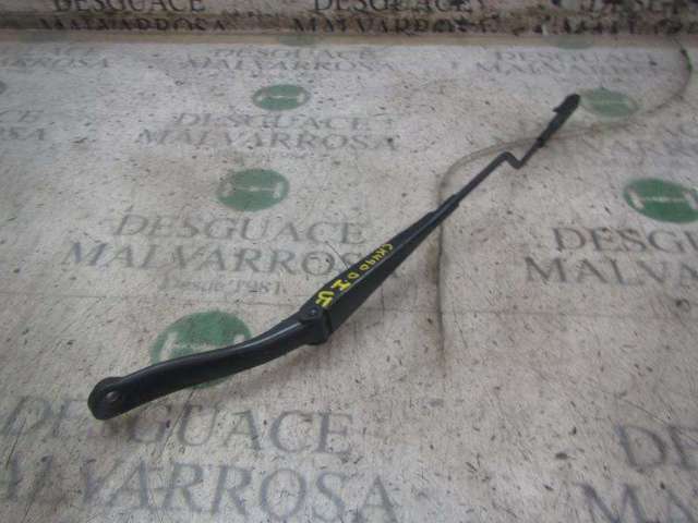 Ramię wycieraczki szyby przedniej 51701423 FIAT