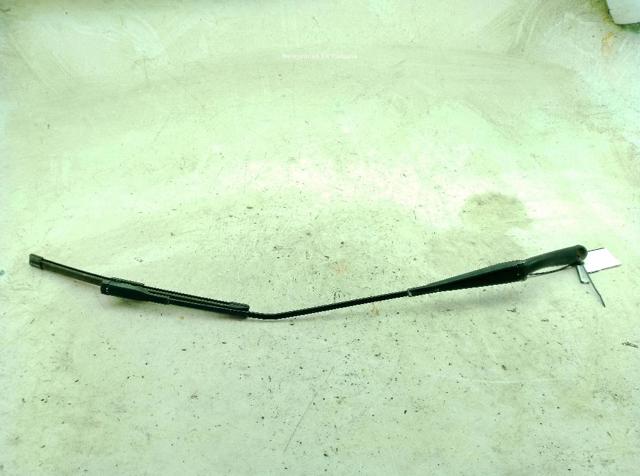 Ramię wycieraczki szyby przedniej 51701423 FIAT