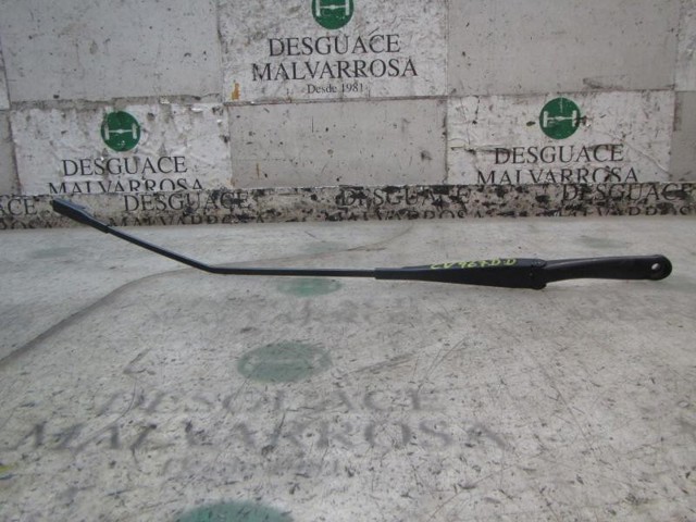 Ramię wycieraczki szyby przedniej 51701423 FIAT