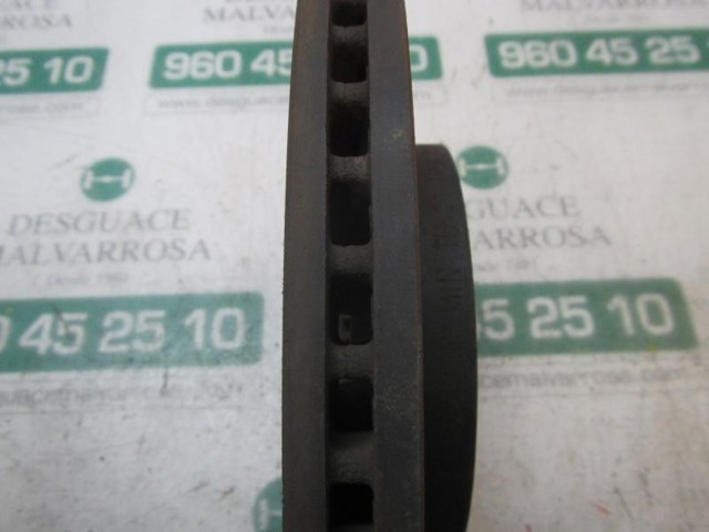 Tarcza hamulcowa przednia 517122V000 HYUNDAI