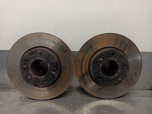 Tarcza hamulcowa przednia 517122V000 HYUNDAI