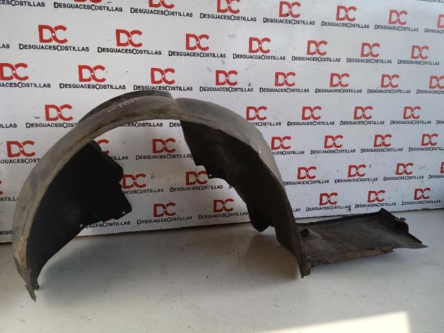 Nadkole błotnika przedniego lewe tylne 51717039677 BMW