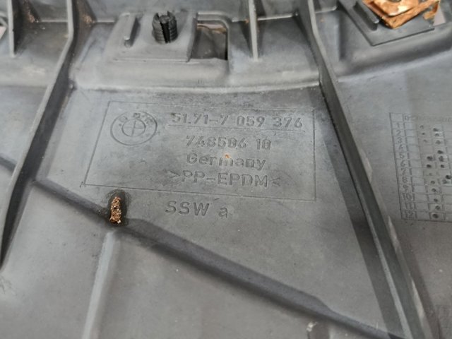 51717059372 BMW