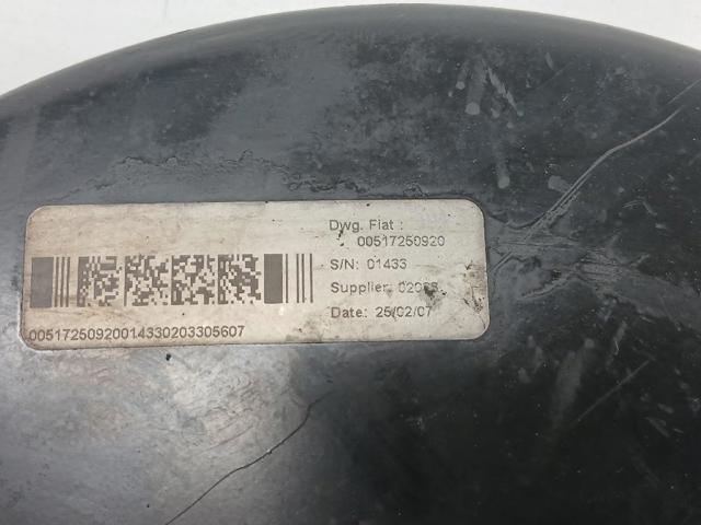 Główny cylinder hamulców 51725092 PEUGEOT
