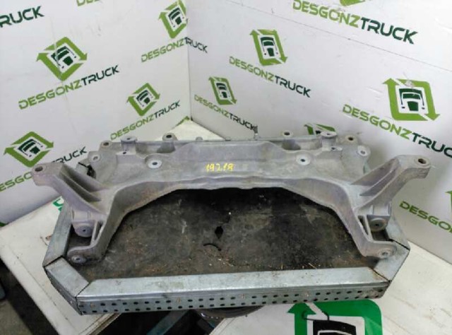Korpus osi przedniej 51749128 PEUGEOT