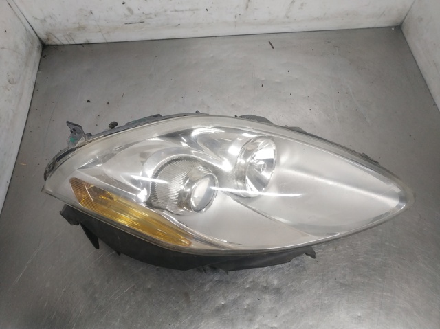 Reflektor prawy 51757534 FIAT