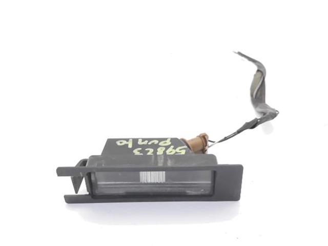 Lampa oświetlenia tylnej tablicy rejestracyjnej Fiat Punto 199