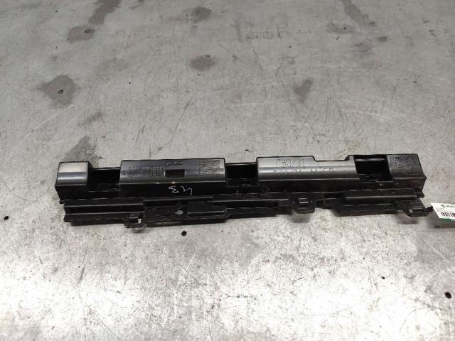 51777256916 BMW