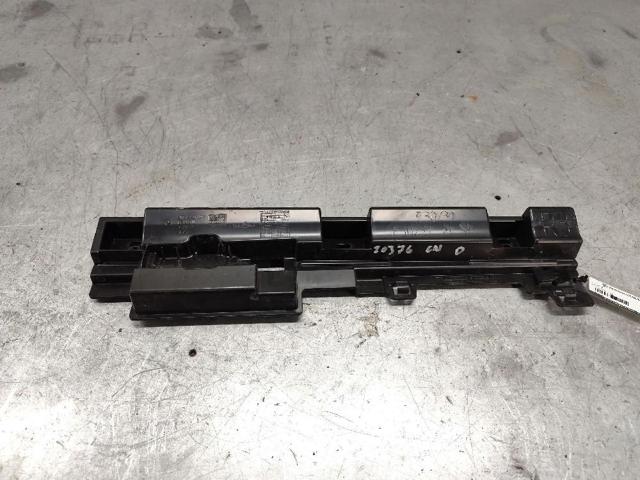 51777256918 BMW