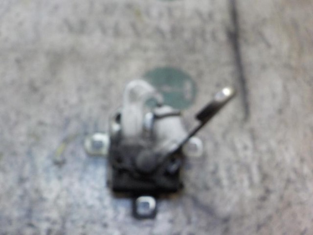 Zamek maski 51780520 FIAT