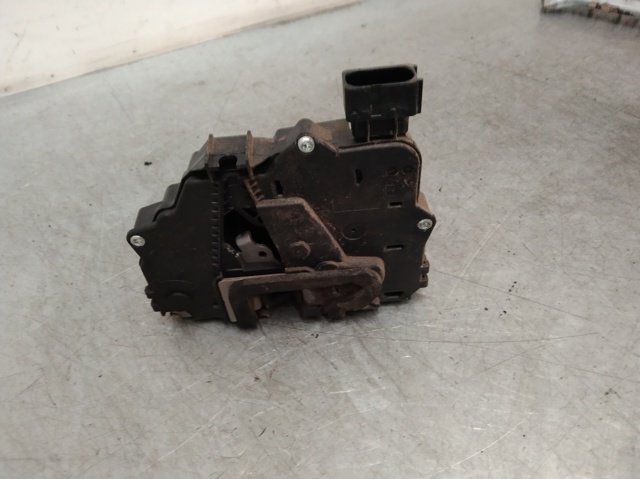 Zamek drzwi przednich prawych 51797558 FIAT