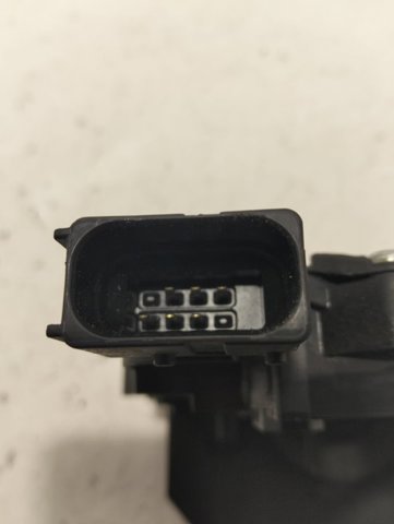 Zamek drzwi przednich prawych 51797562 FIAT