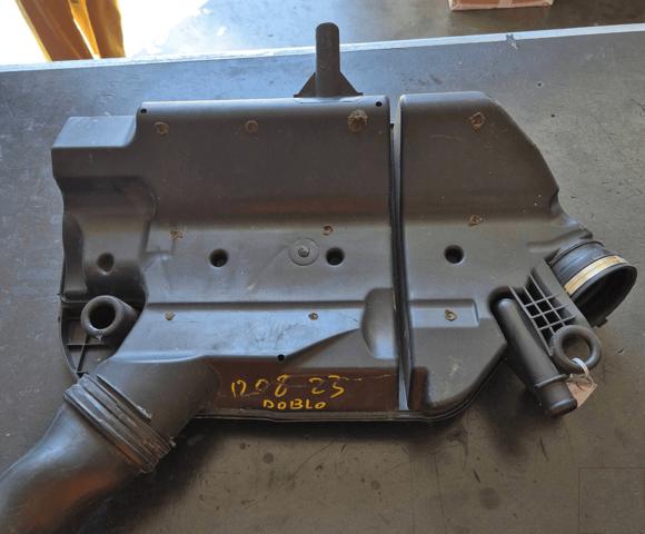 Obudowa filtra powietrza Fiat Doblo 2 263