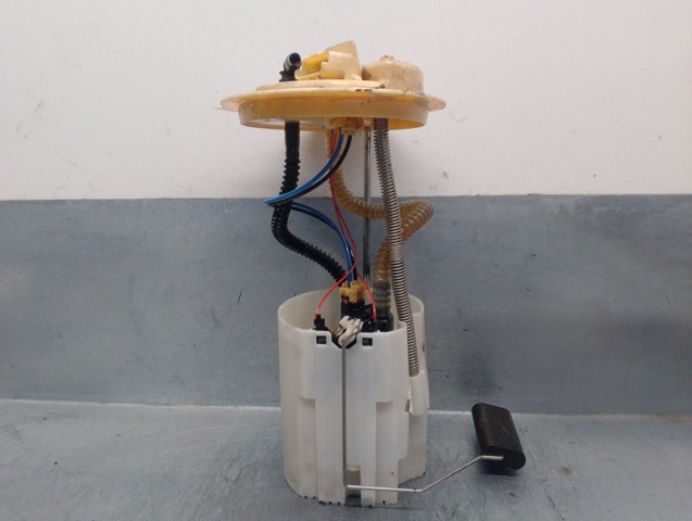 Moduł pompy paliwowej z czujnikiem poziomu paliwa 51807842 FIAT