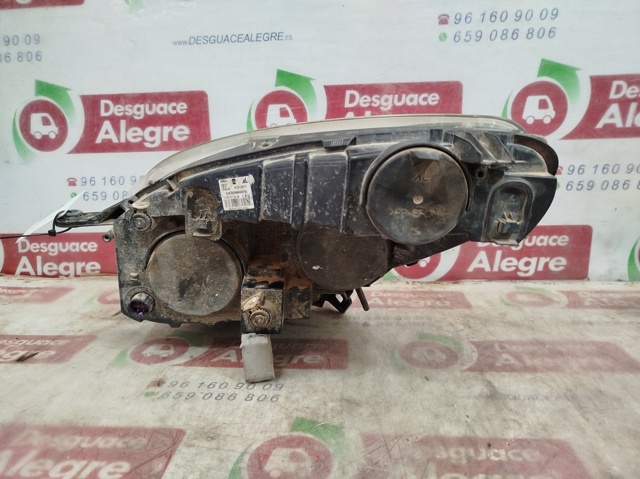 Reflektor prawy 51810671 FIAT