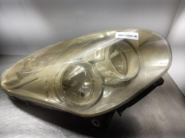 Reflektor prawy 51810671 FIAT