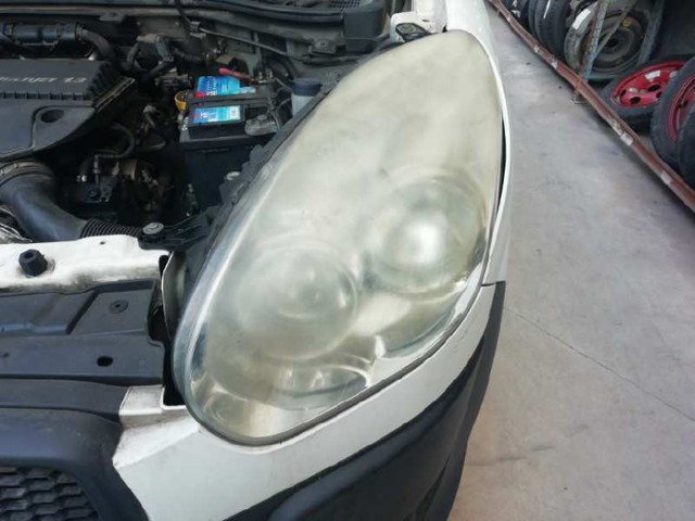 Reflektor lewy 51810672 FIAT