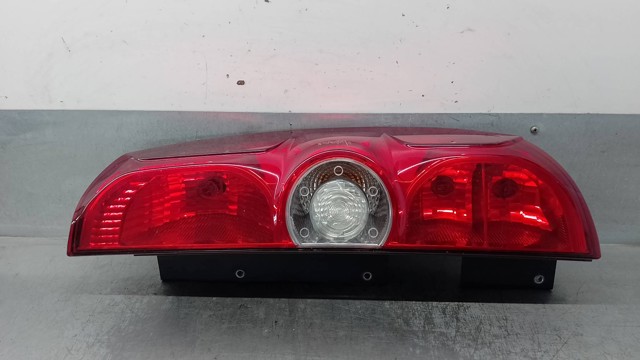 Lampa zespolona tylna prawa 51810673 FIAT