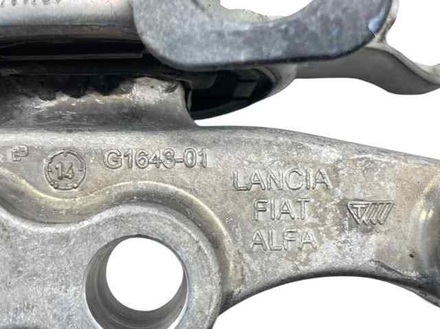 Poduszka (podpora) silnika prawa 51815197 FIAT