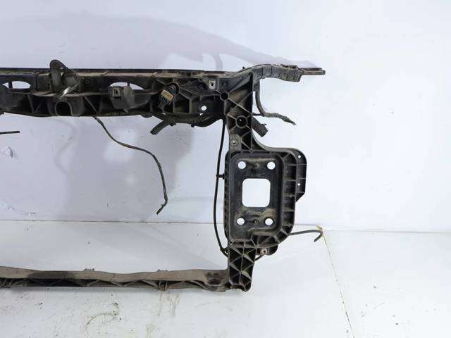Osłona chłodnicy kompletna (panel mocowania reflektorów) 51818308 FIAT
