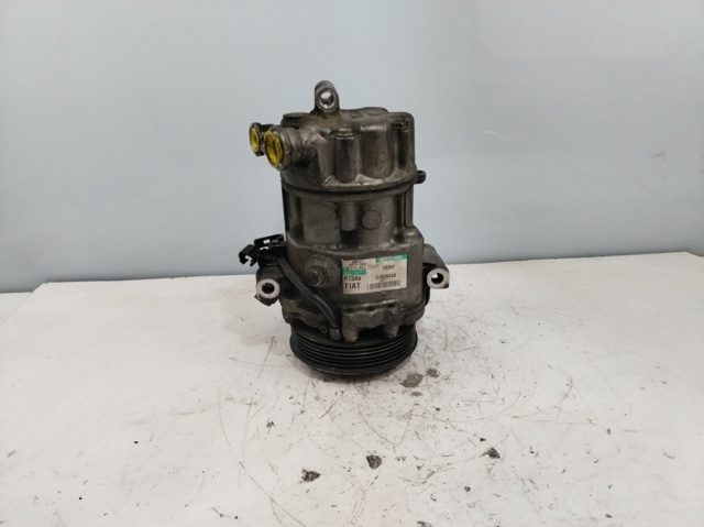 Sprężarka klimatyzacji 51820448 FIAT