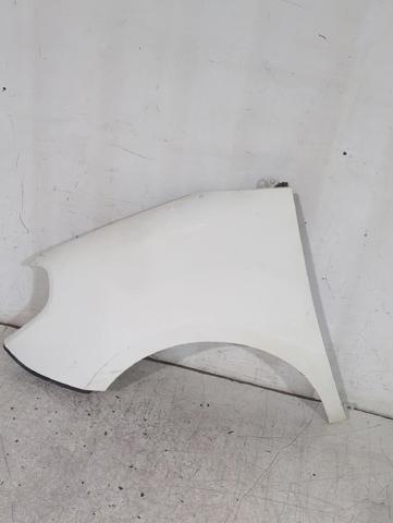 Błotnik przedni lewy 51822255 FIAT