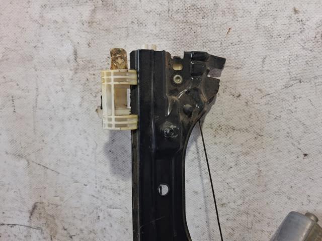 Mechanizm podnoszenia szyby drzwi przednich lewych 51824040 FIAT