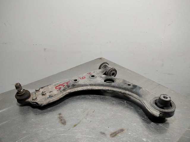 Wahacz zawieszenia przedniego dolny lewy 51827736 FIAT