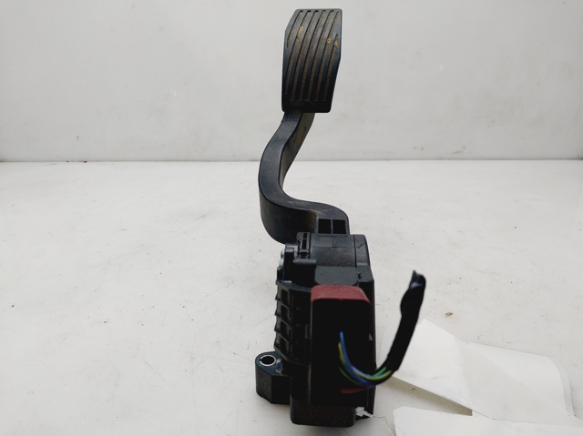 Pedał przyspieszenia (gazu) 51831864 OPEL