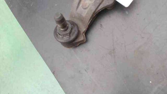 Wahacz zawieszenia przedniego dolny lewy 51842192 FIAT