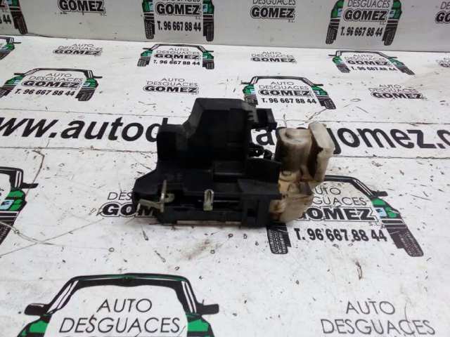 Zamek drzwi przednich prawych 51843470 FIAT