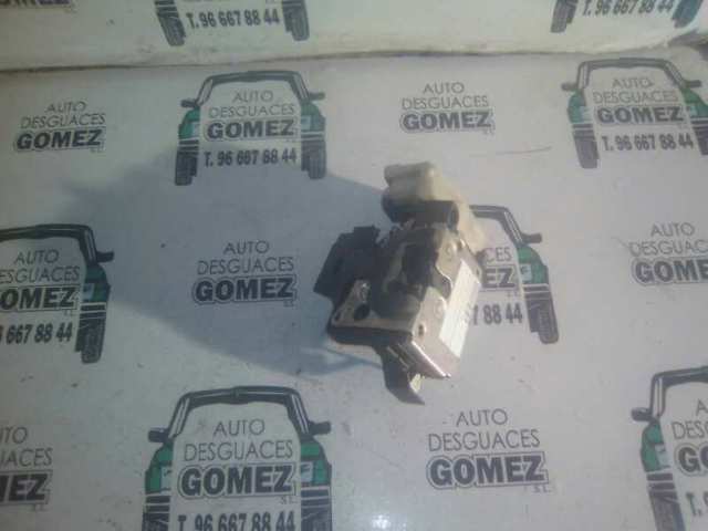 Zamek drzwi przednich lewych 51843471 FIAT