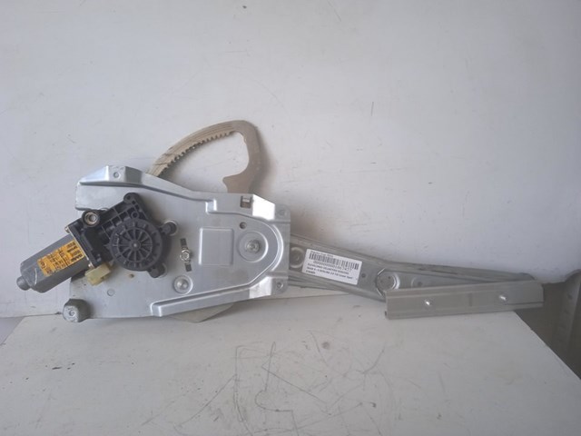 Mechanizm podnoszenia szyby drzwi przednich prawych 5184825 GM