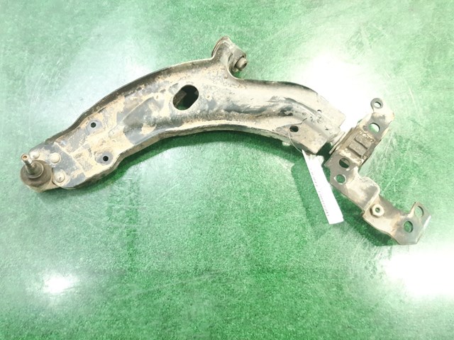 Wahacz zawieszenia przedniego dolny lewy 51866701 FIAT