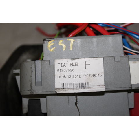 Skrzynka bezpieczników 51867698 FIAT