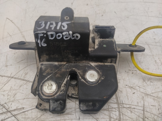 Zamek klapy bagażnika (3/5 drzwi tylnych) 51868085 FIAT