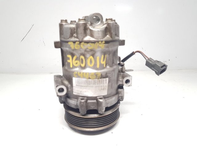 Sprężarka klimatyzacji 51893889 OPEL