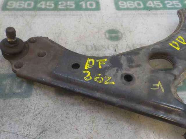 Wahacz zawieszenia przedniego dolny prawy 51895366 FIAT