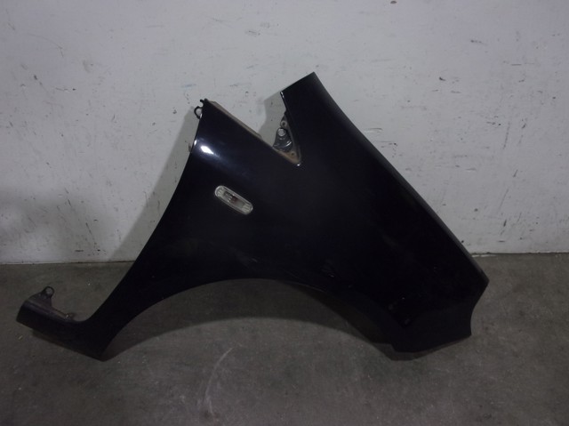 Błotnik przedni prawy 51901100 FIAT