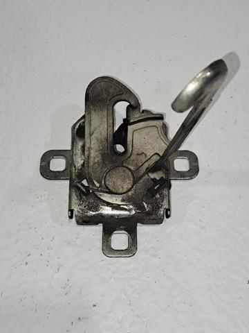 Zamek maski 51913761 FIAT