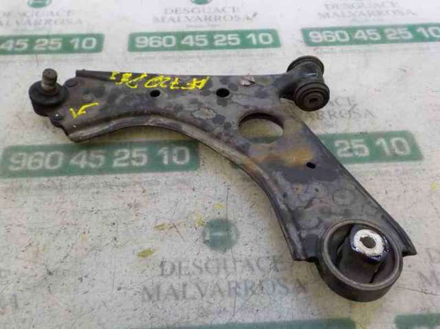 Wahacz zawieszenia przedniego dolny lewy 51932035 FIAT