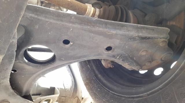 Wahacz zawieszenia przedniego dolny lewy 51932035 FIAT