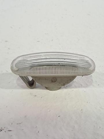 Powtarzacz kierunkowskazu na błotniku 51942933 FIAT
